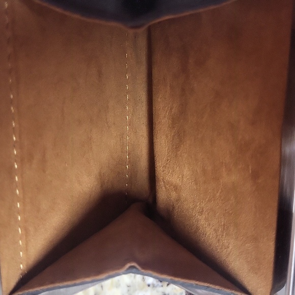 Patricia Nash Reiti Wallet Black & White Sunflower Print - Picture 10 of 15